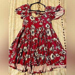 New never worn boutique top